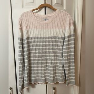 Croft & Barrow women's cable knit sweater with pink, white, and gray Preloved